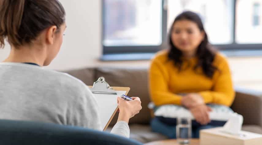 clinical psychology vs psychiatry