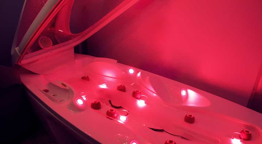 infrared sauna vs red light therapy