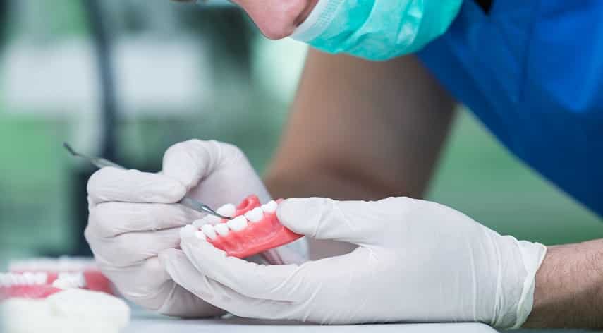 prosthetic teeth