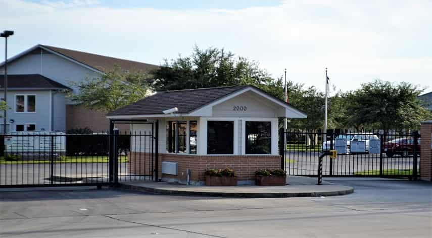 what is a gated community
