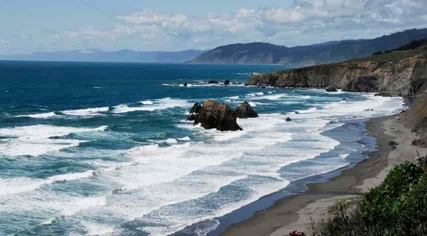 Which Beach Is Located in The Northern Hemisphere Microsoft Rewards